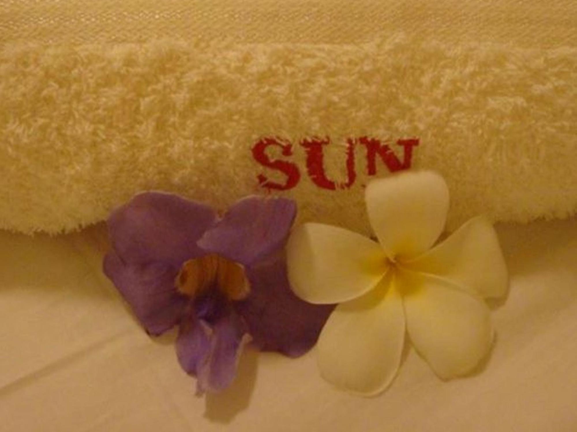 Sun Villa Beachfront Resort & Spa Balabag  Exterior foto