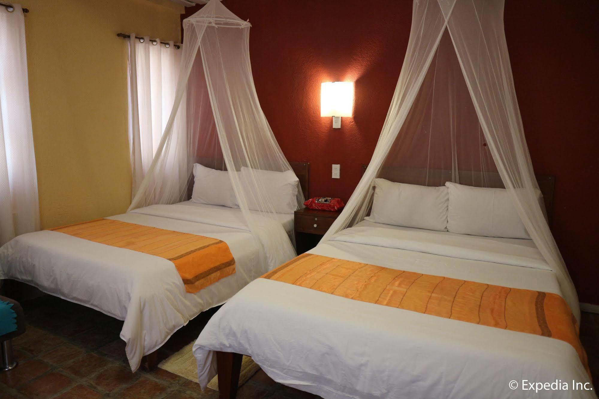 Sun Villa Beachfront Resort & Spa Balabag  Exterior foto
